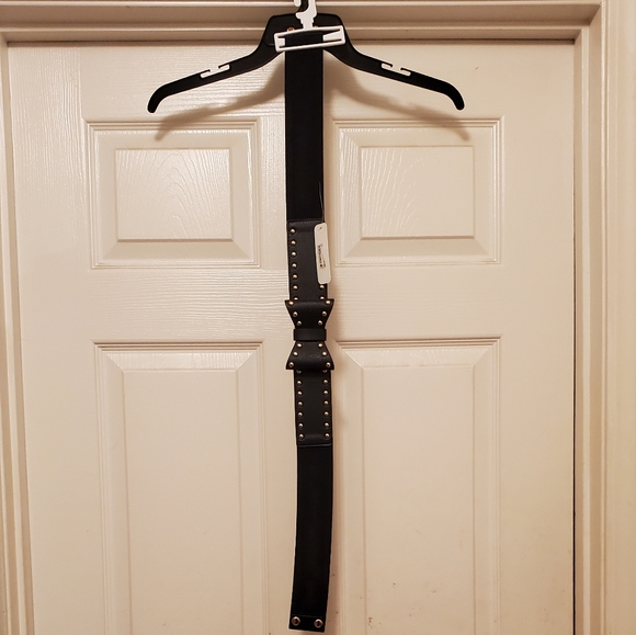 Belt - Picture 2 of 3